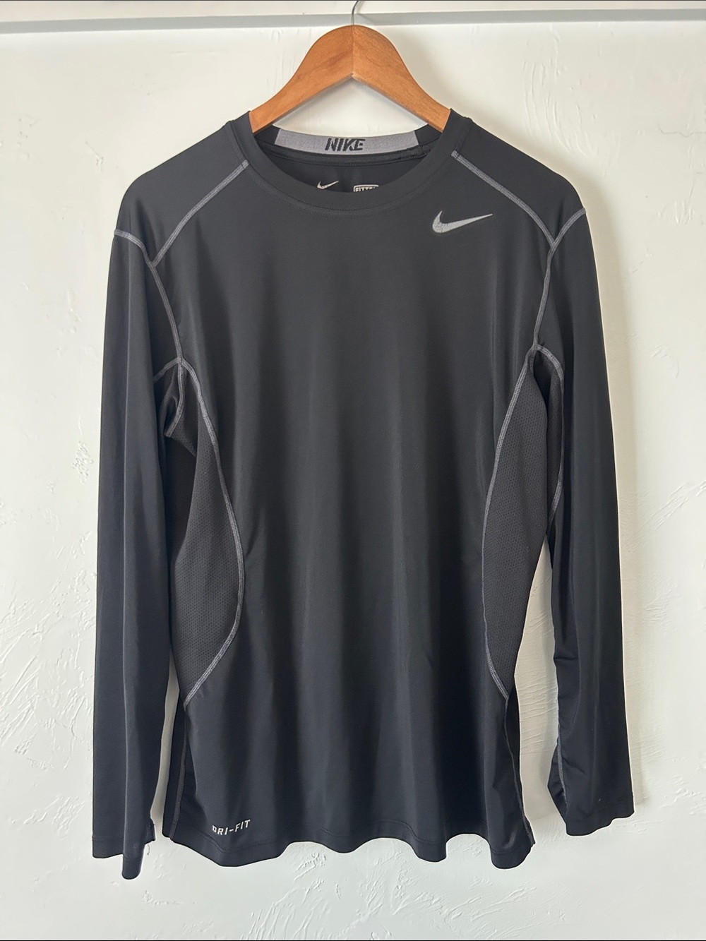 Nike Men’s Black Long Sleeve Dri-FIT Performance Shirt